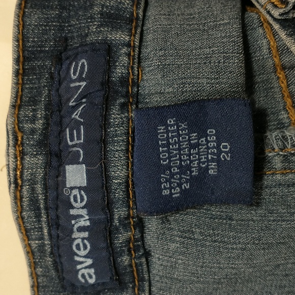 Avenue Jeans Womens Embroidered Stretch Skirt Size 20 5 Pocket Design - Picture 3 of 3